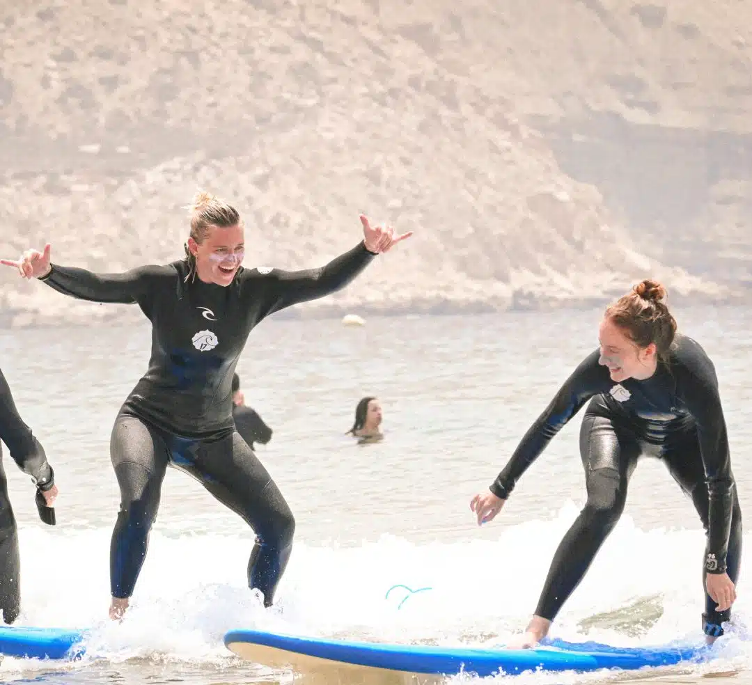 Enjoy every surf session with new faces, shared waves, and unforgettable moments. At Manzili Surf House, every day…