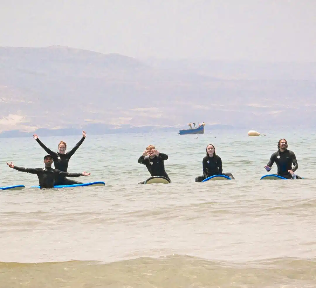 Enjoy every surf session with new faces, shared waves, and unforgettable moments. At Manzili Surf House, every day…